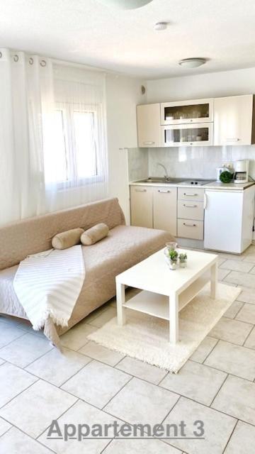 Croadriatic Apartments Vir Εξωτερικό φωτογραφία