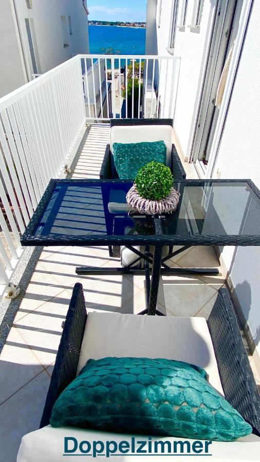Croadriatic Apartments Vir Εξωτερικό φωτογραφία